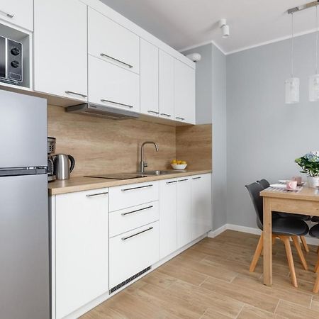 Apartment Rybacka With Parking&Balcony By Noclegi Renters Międzywodzie 外观 照片