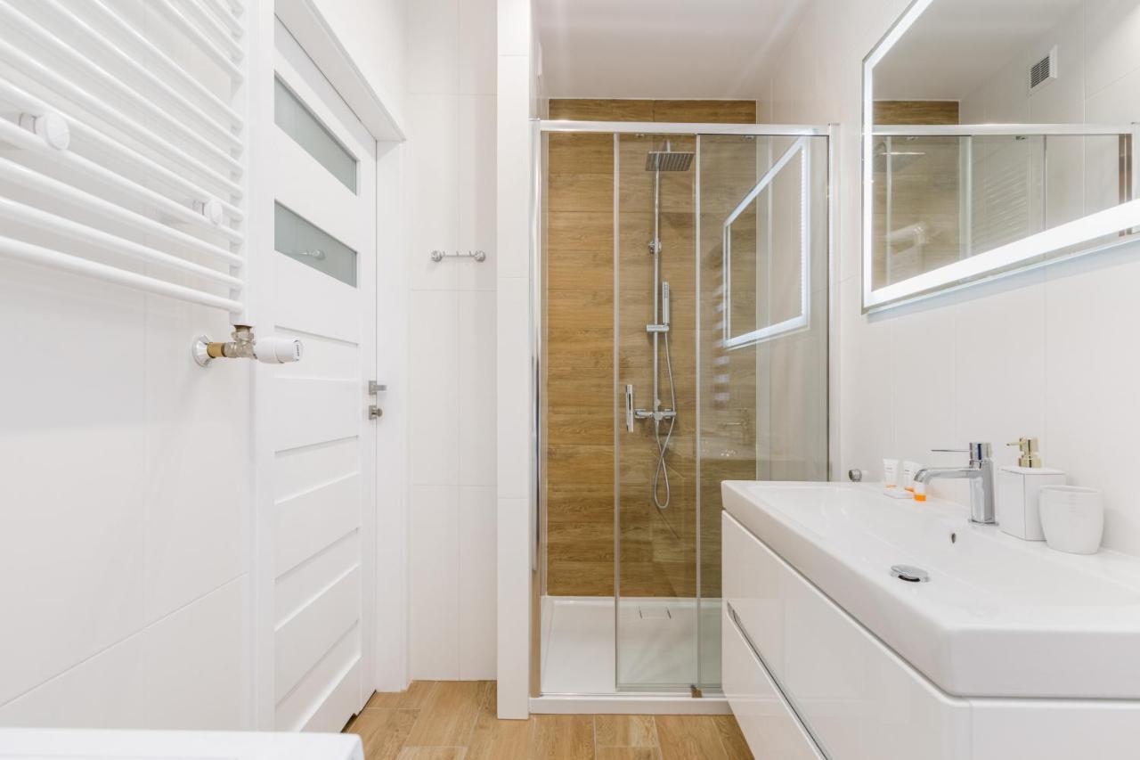 Apartment Rybacka With Parking&Balcony By Noclegi Renters Międzywodzie 外观 照片
