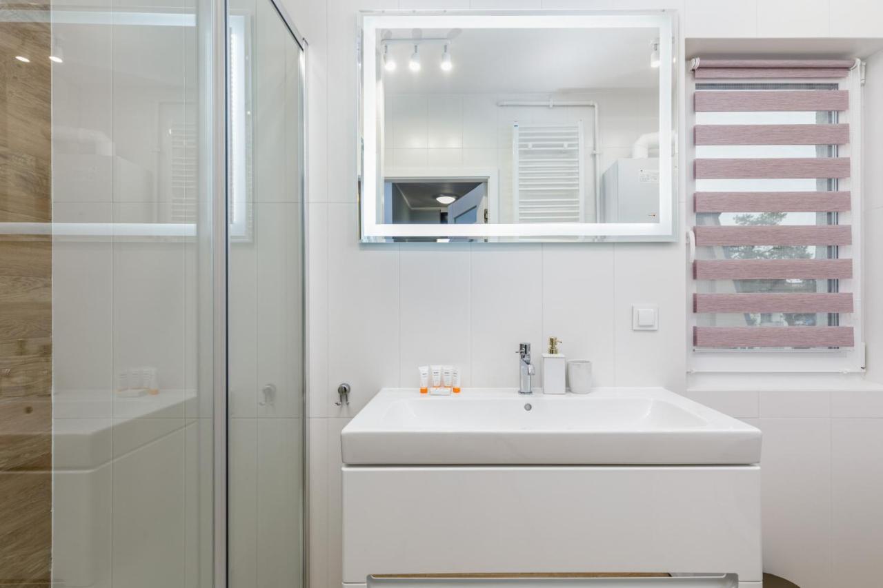 Apartment Rybacka With Parking&Balcony By Noclegi Renters Międzywodzie 外观 照片