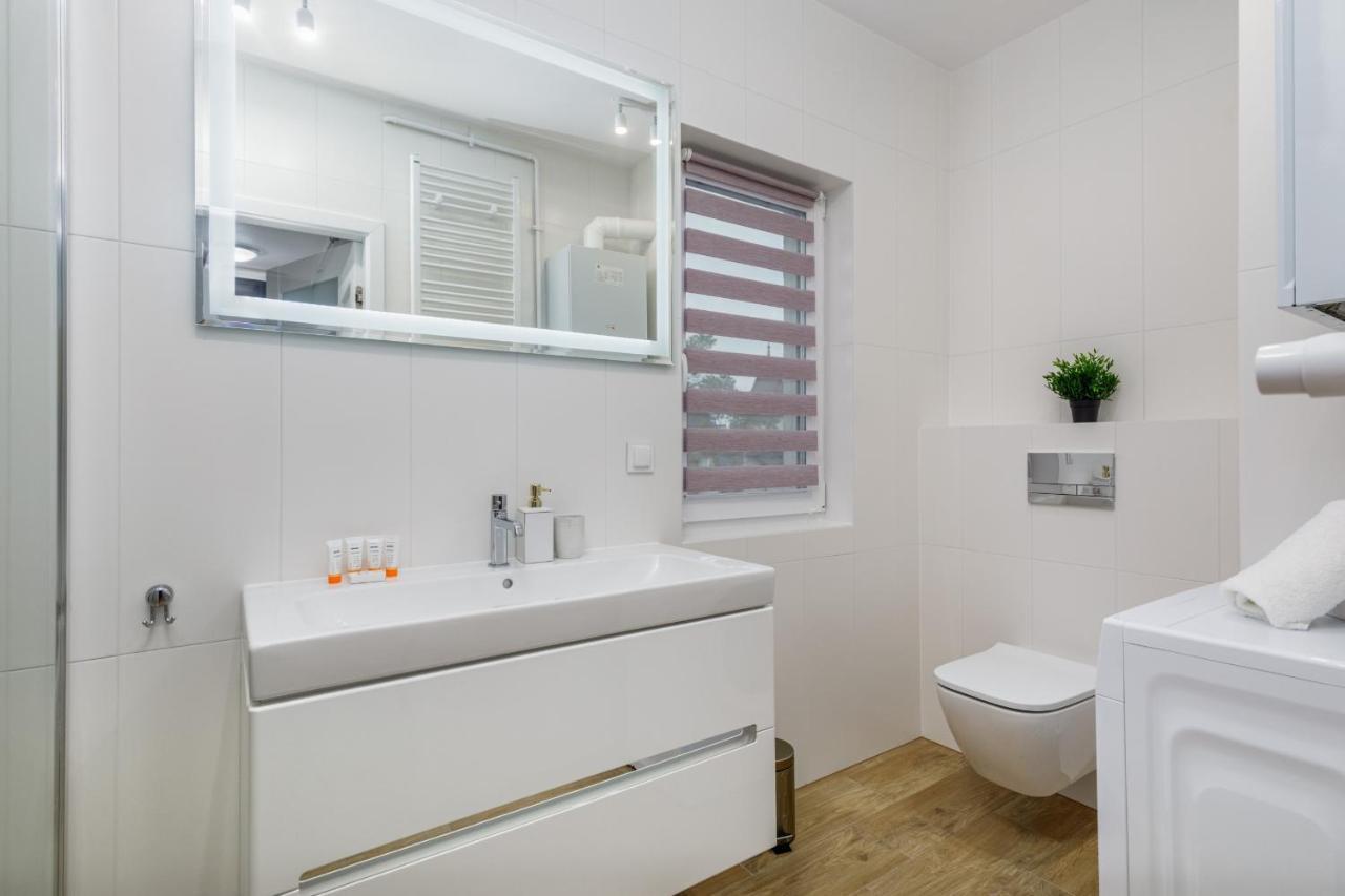 Apartment Rybacka With Parking&Balcony By Noclegi Renters Międzywodzie 外观 照片